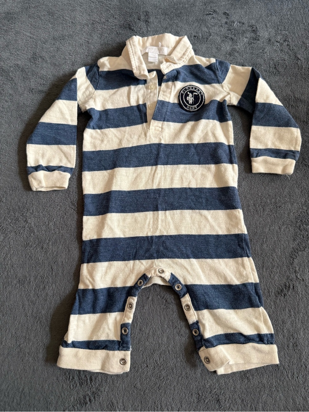Burberry Navy and Cream Striped Baby One-Piece size 9 months